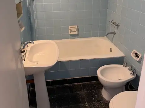 Avenida Santa Fe 2000, Piso 2