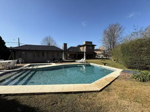 Casa en Venta de 4 dormitorios