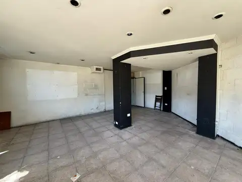 Av. Rivadavia al 9900