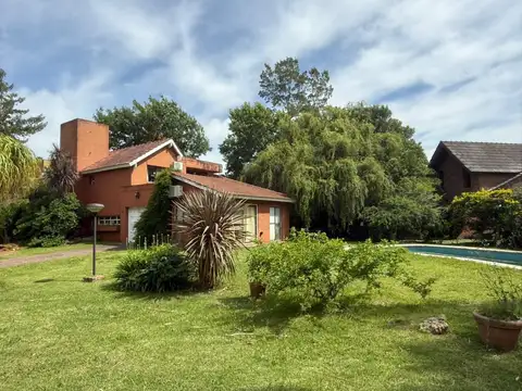 Casa Chalet  en Venta en Nautico, Escobar, G.B.A. Zona Norte