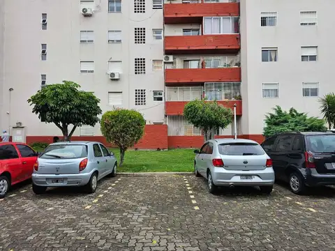 Presidente Juan Domingo Perón 8000