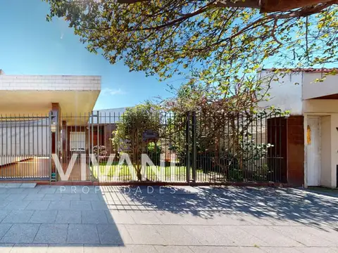 VENTA DE CASA Calle 164 entre 11 y 12 - Berisso - 3 dormitorios Planta baja