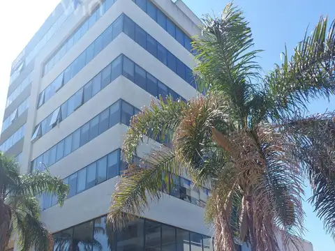 Oficina en Complejo Residencial El Portal - Edificio North Coral Plaza - Nordelta - VENTA