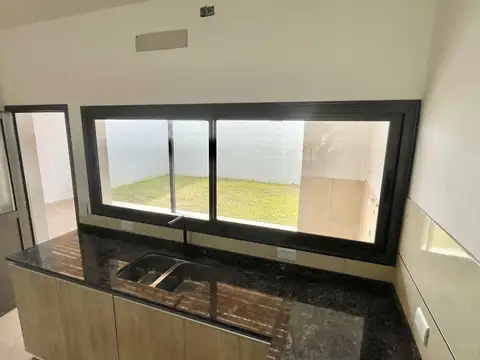 Casa en Venta en Countries y Barrios Cerrados en Cordoba Capital, USD 140.000