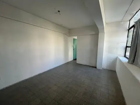 Oficina 3 ambientes con 2 baños