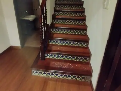 Casa 5 ambientes con 1 baño