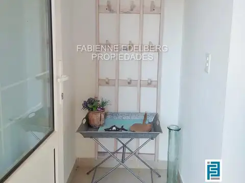 Depto Tipo Casa en Venta con 1 cocheras