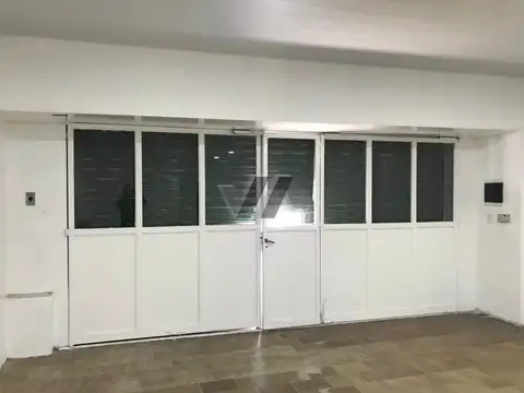 Galpon en Venta 10  mts Frente