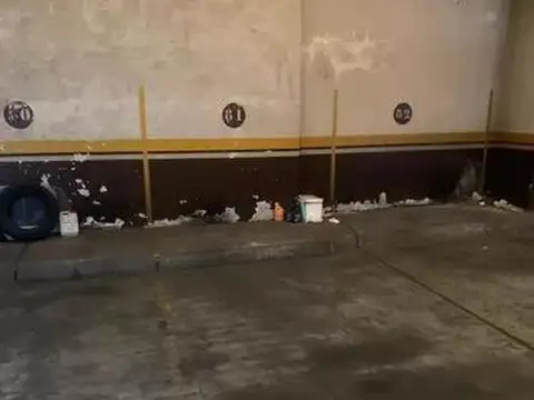 Riglos e/ Rosario y Guayaquil