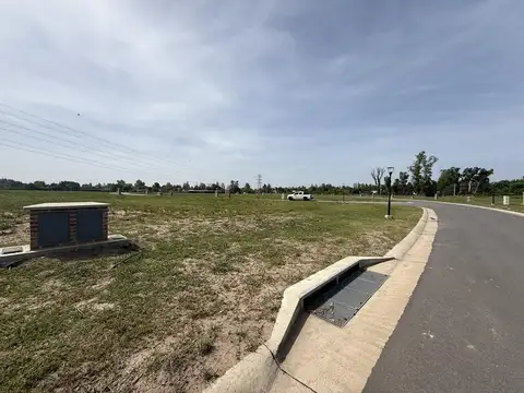 Terreno en Venta en Countries y Barrios Cerrados en Pilar, USD 78.000