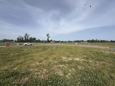 Terreno en Venta 30  mts Fondo