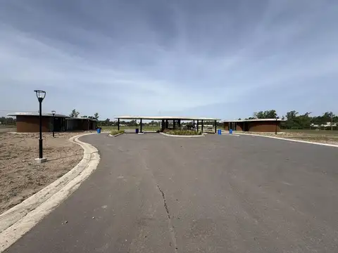 Lote en esquina - La Estela - Pilar - G.B.A. Zona Norte