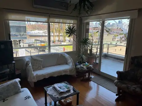 Olga Cossettini 1100, Piso 1