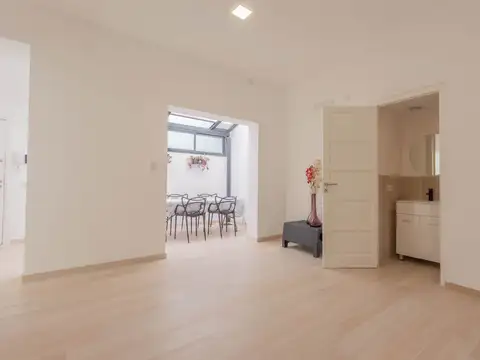 Depto Tipo Casa en Venta de 1 dormitorio