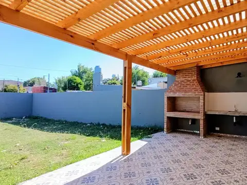 Depto Tipo Casa en Alquiler de 3 dormitorios