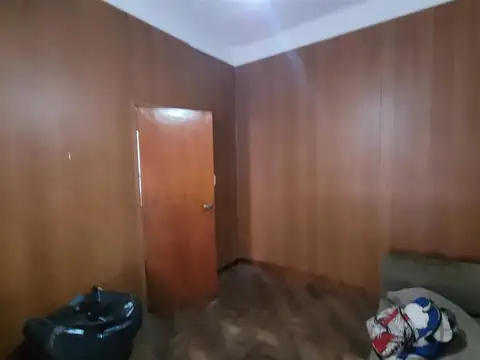 Terreno de 435m2 con 2 casas a reciclar en venta, Villa Martelli - V Lopez