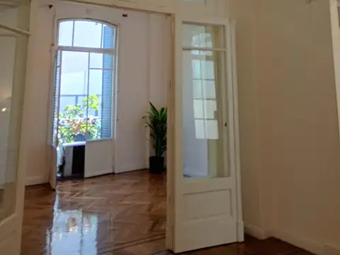 Departamento en Venta 90 años