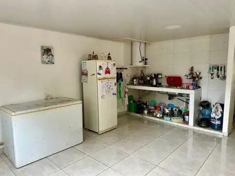 Casa 4 ambientes con 1 baño