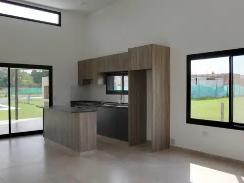 Casa en Venta en Manzanares, USD 245.000