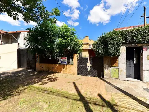 VENTA PERMUTA PH TIPO CASA BOULOGNE MUY BUENA ZONA