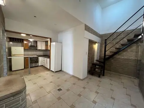 CASA PH 4 AMB SIN EXPENSAS RECICLADO SAN CRISTOBAL