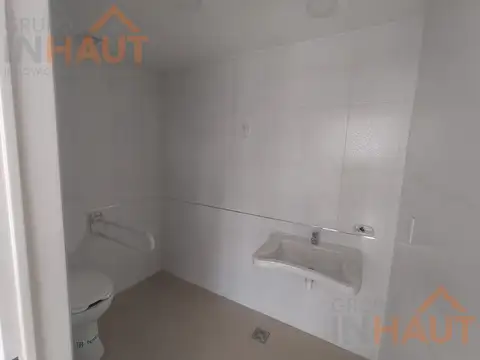 Oficina en Alquiler en Neuquen, $ 3.500.000