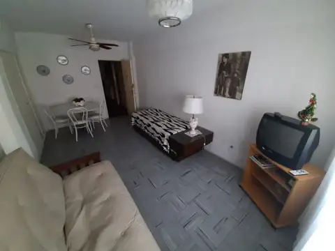 calle 16 y 17 , Piso 2