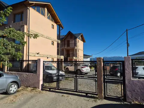 Excelente depto. con todo incluido y amueblado, de dos ambientes en segundo piso.