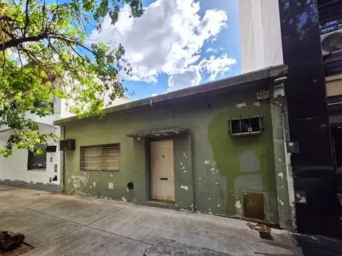 Lote 8,66 x 21,65 Vendibles 682 m2 V. Pueyrredón