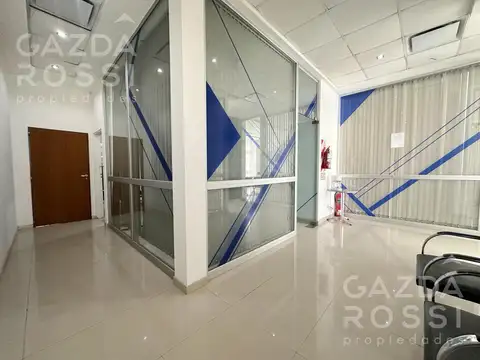 Oficina en Venta con 1 cochera