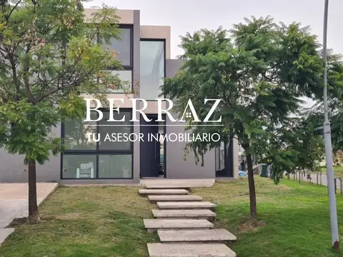 Casa Venta 4 Dormitorios Castaños Lote de 581.51 m2 Nordelta, Tigre