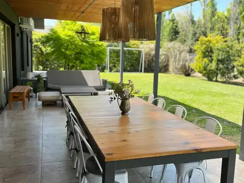 Casa en alquiler temporario  Bella Vista en barrio cerrado Bs.As,Village