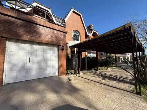 Casa en Venta de 4 dormitorios