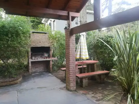 Casa en Alquiler Temporal en Valeria Del Mar, $ 180.000