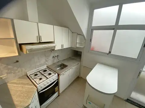 Depto Tipo Casa 4 ambientes con 2 baños