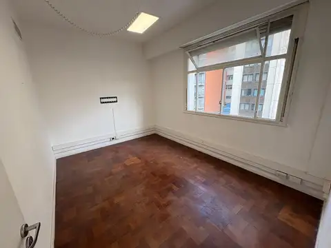 Oficina en Alquiler 30 años