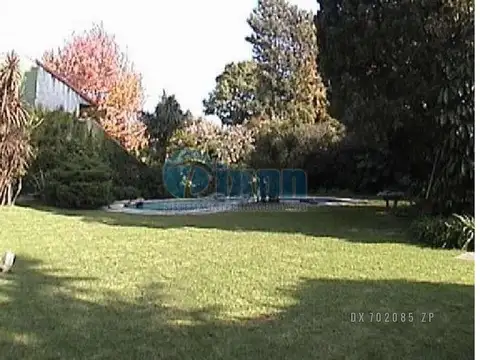 Casa 7 ambientes con 4 baños