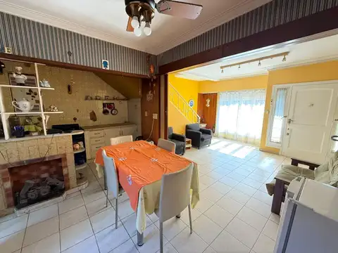 Depto Tipo Casa en Venta de 5 dormitorios