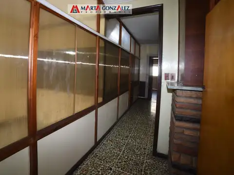 Casa 6 ambientes con 3 baños