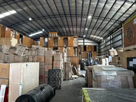 Alquiler Depósito logístico y/o industrial 4150m2 en Munro