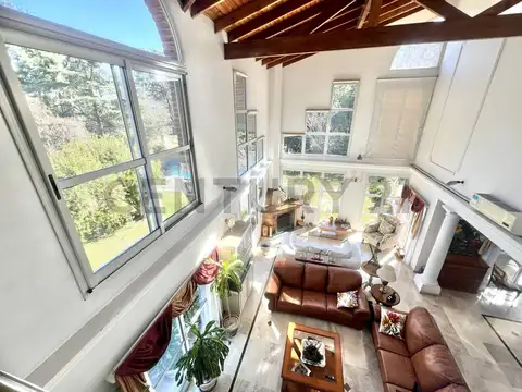 De la Prensa , Piso 0