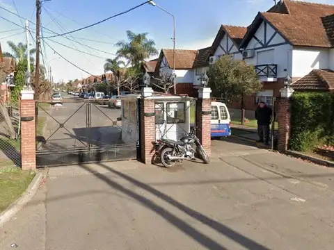 Soler N°995 e/ Prieto y Arenal