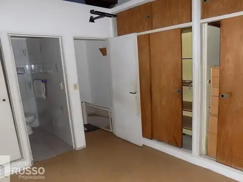 Casa 2 ambientes con 1 baño