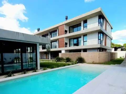 Calle 15a Entre 462 Y 464 , Piso PB