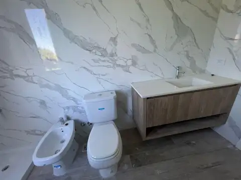 Casa en Venta al Este