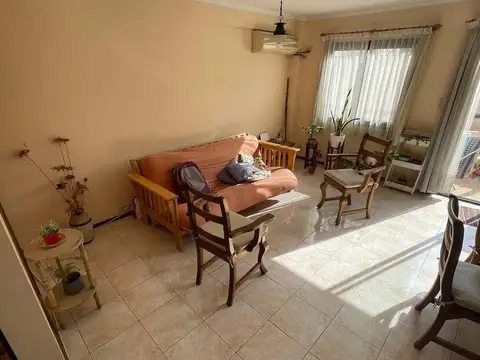 Departamento 4 ambientes con 1 baño