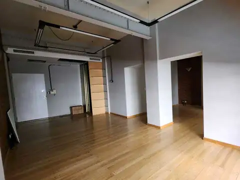 Avenida Alicia Moreau de Justo 2000