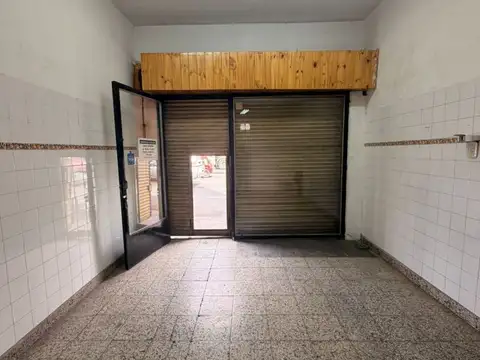 Local en Alquiler en Caseros, $ 750.000
