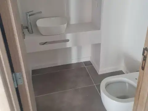 Departamento en Alquiler con 1 cocheras