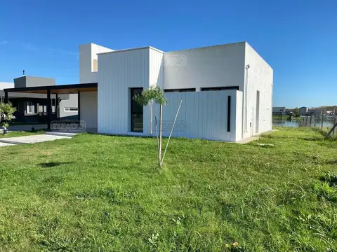 Casa en Venta en San Sebastian, USD 279.000